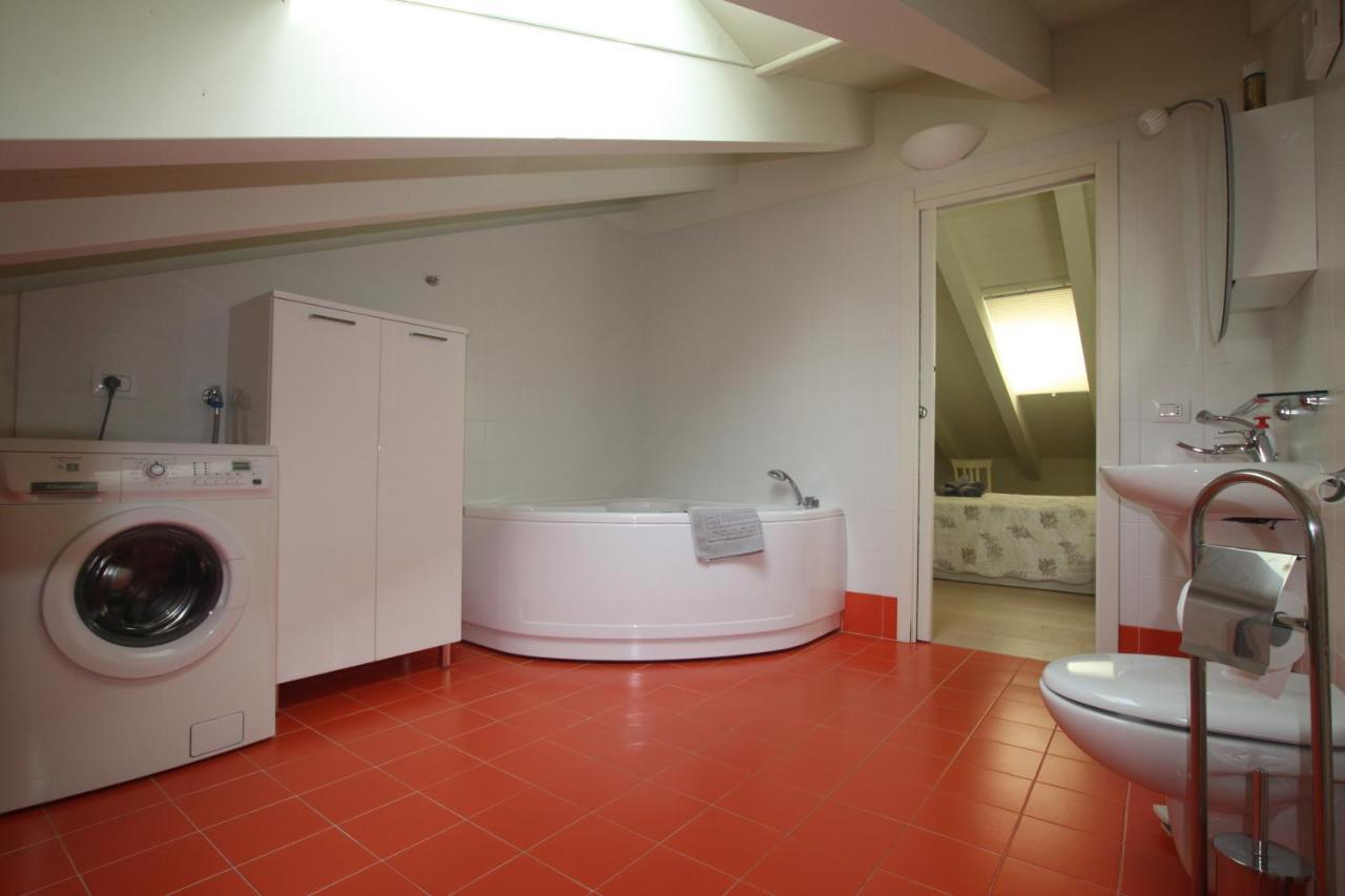 New Moon Apartment Tremezzo Ngoại thất bức ảnh
